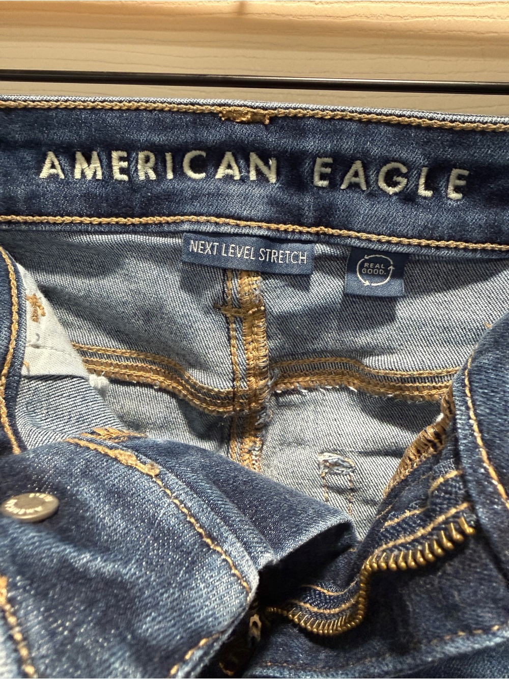 American Eagle High Rise Shortie Shorts Size 6 Dark Wash Cuffed Jean Shorts - Picture 8 of 10